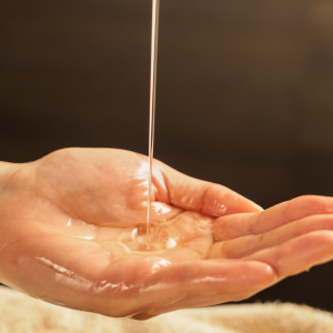 Gia Công Dầu Massage